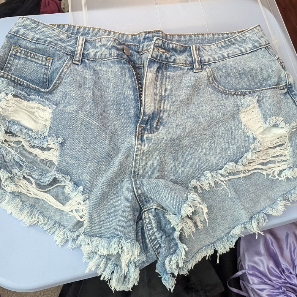 Denim Shorts Bundle (with black shorts thrown in!)